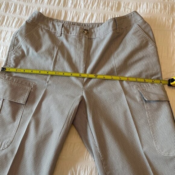 Julie Mitchell Conductor Stripe Grey White Cargo Cropped Pants Vacation Travel - Picture 9 of 13